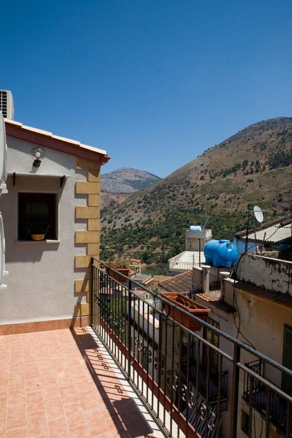 Case Vacanza Cipriano Spacious Apartment And Cosy Studio Monolocale Torretta  Eksteriør billede